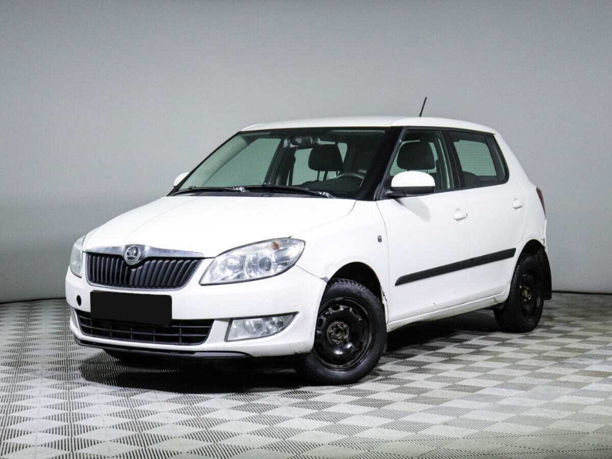 Skoda Fabia б/у, 2014, Механическая. Фото: #0