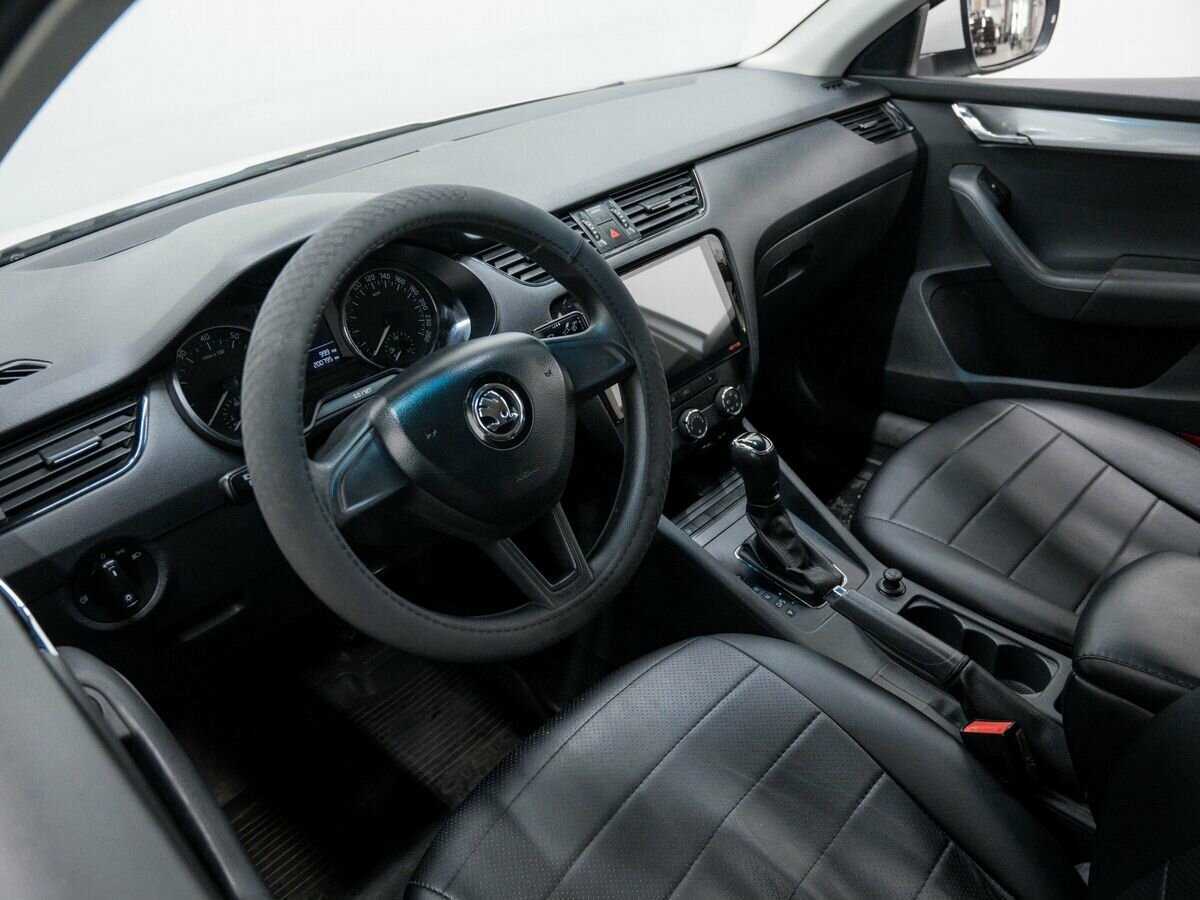 Skoda Octavia б/у, 2017, Автоматическая. Фото: #12