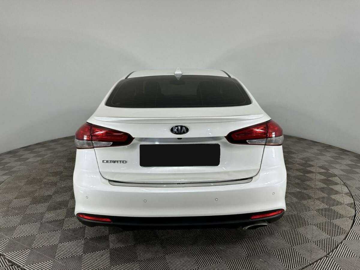 Kia Cerato б/у, 2017, Автоматическая. Фото: #2