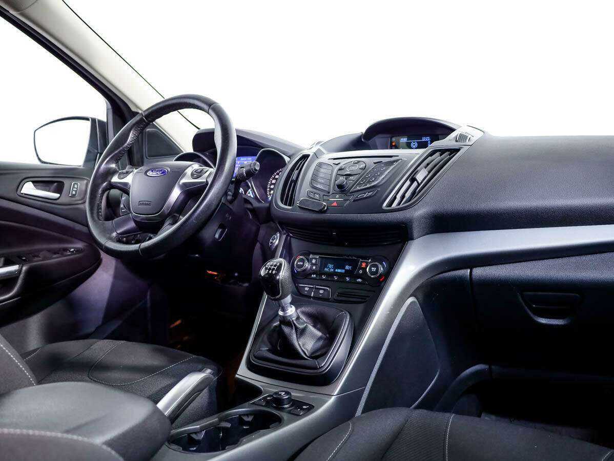 Ford Kuga б/у, 2013, Механическая. Фото: #6