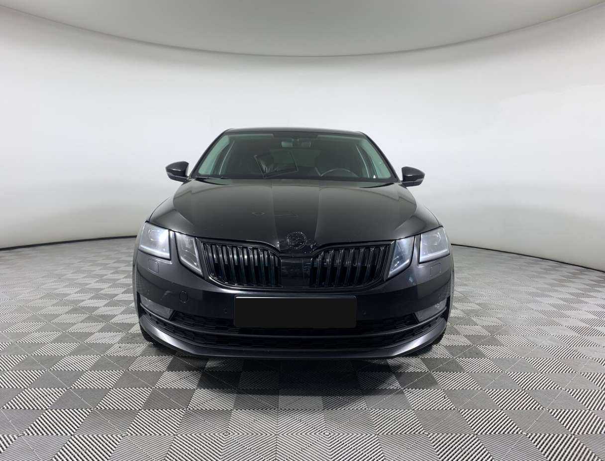 Skoda Octavia б/у, 2018, Роботизированная. Фото: #1