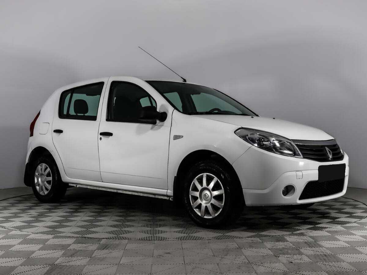 Renault Sandero б/у, 2014, Механическая. Фото: #2