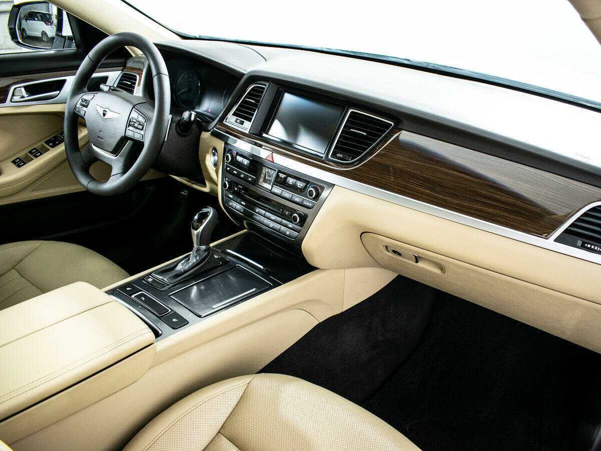 Hyundai Genesis б/у, 2015, Автоматическая. Фото: #9