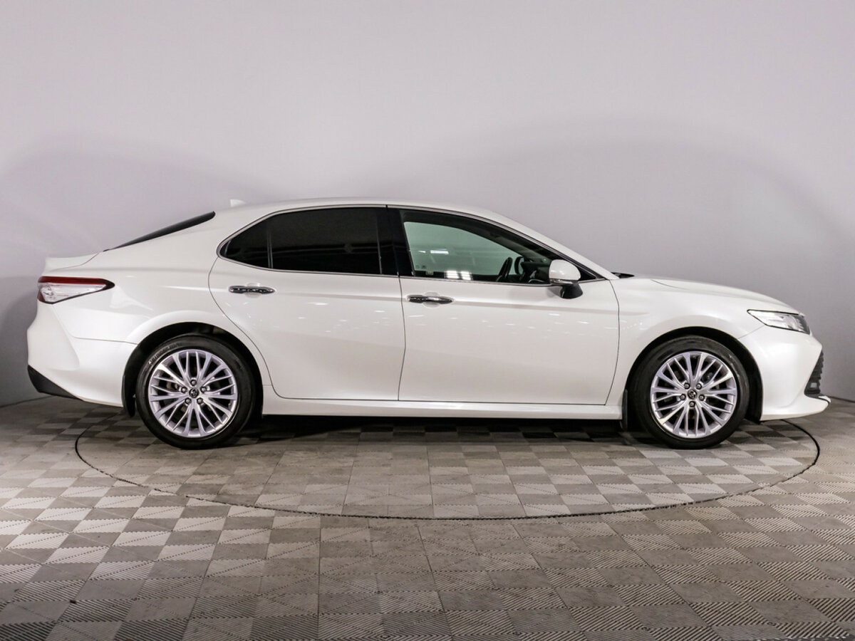Toyota Camry б/у, 2019, Автоматическая. Фото: #3