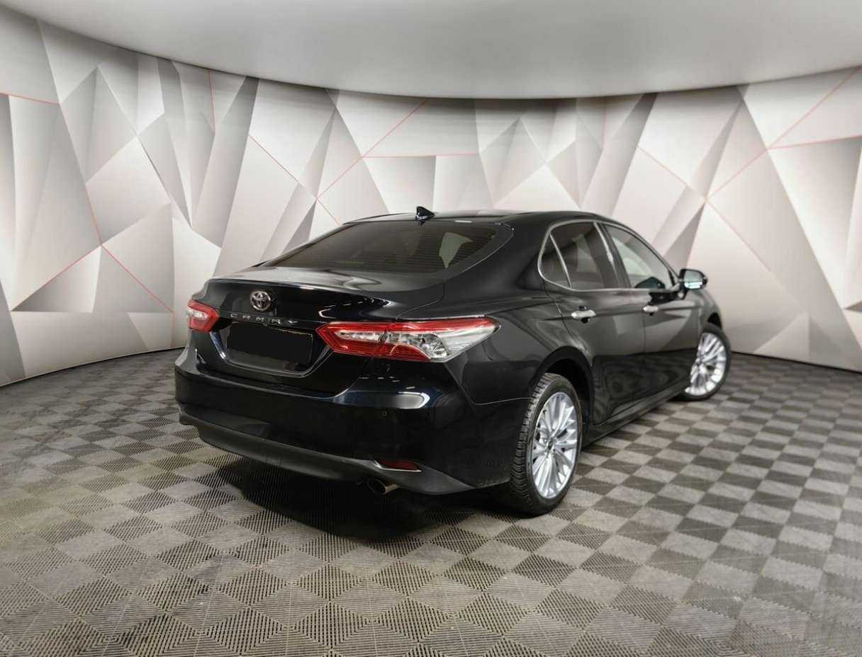 Toyota Camry б/у, 2020, Автоматическая. Фото: #1