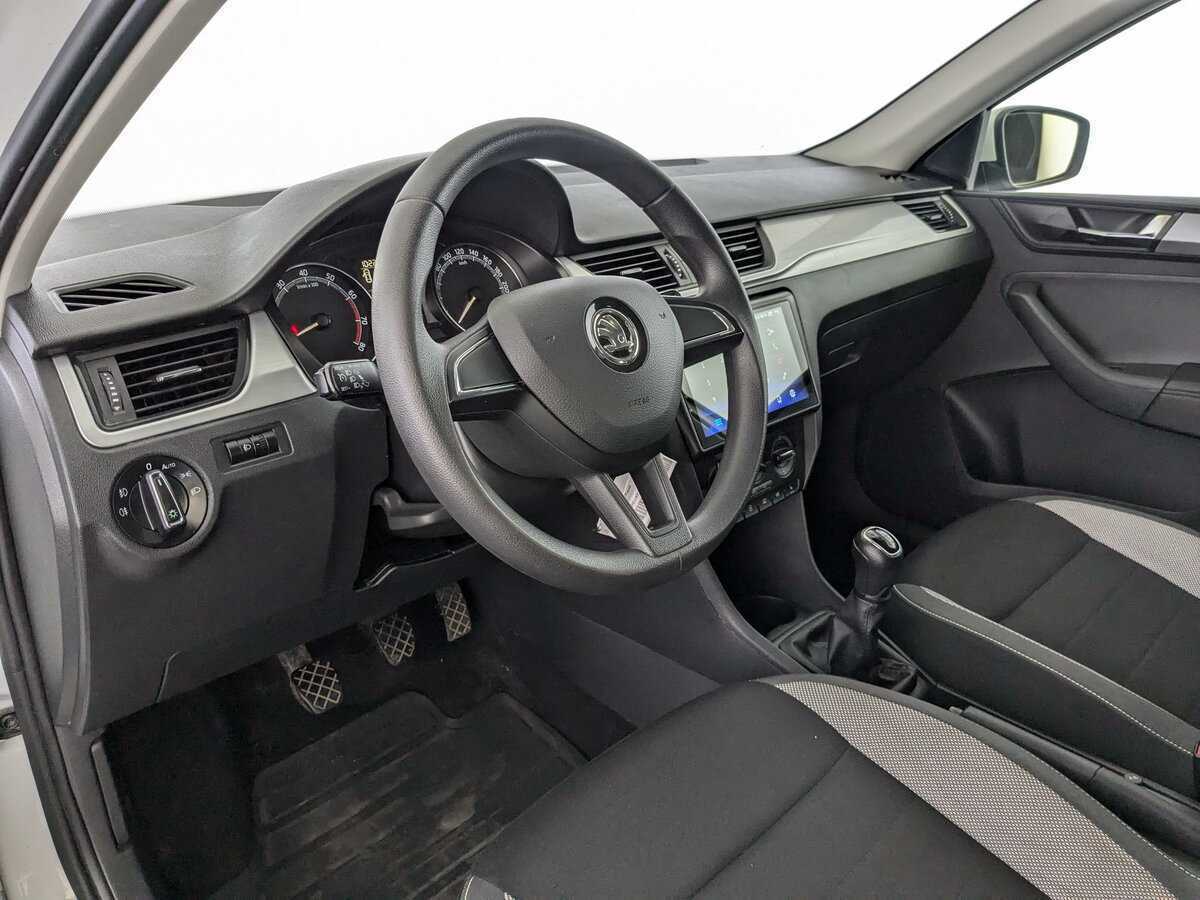 Skoda Rapid б/у, 2019, Механическая. Фото: #10