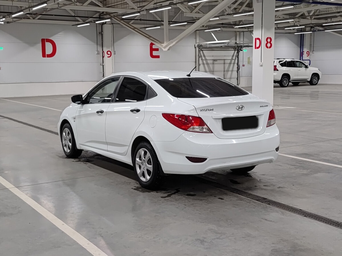 Hyundai Solaris б/у, 2013, Механическая. Фото: #6