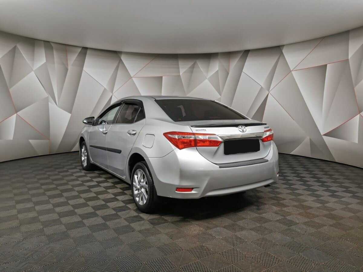 Toyota Corolla б/у, 2013, Механическая. Фото: #3