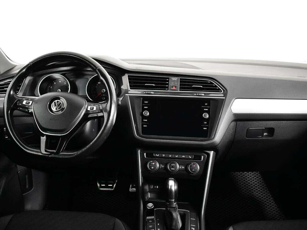 Volkswagen Tiguan б/у, 2017, Роботизированная. Фото: #11