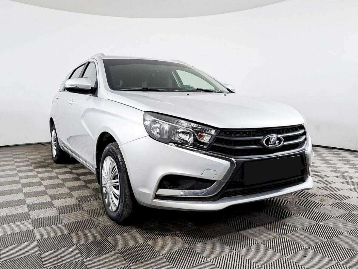 Lada (ВАЗ) Vesta б/у, 2020, Механическая. Фото: #2