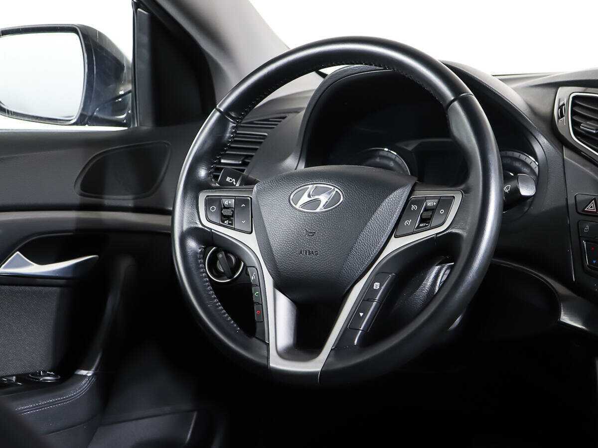 Hyundai i40 б/у, 2015, Автоматическая. Фото: #14