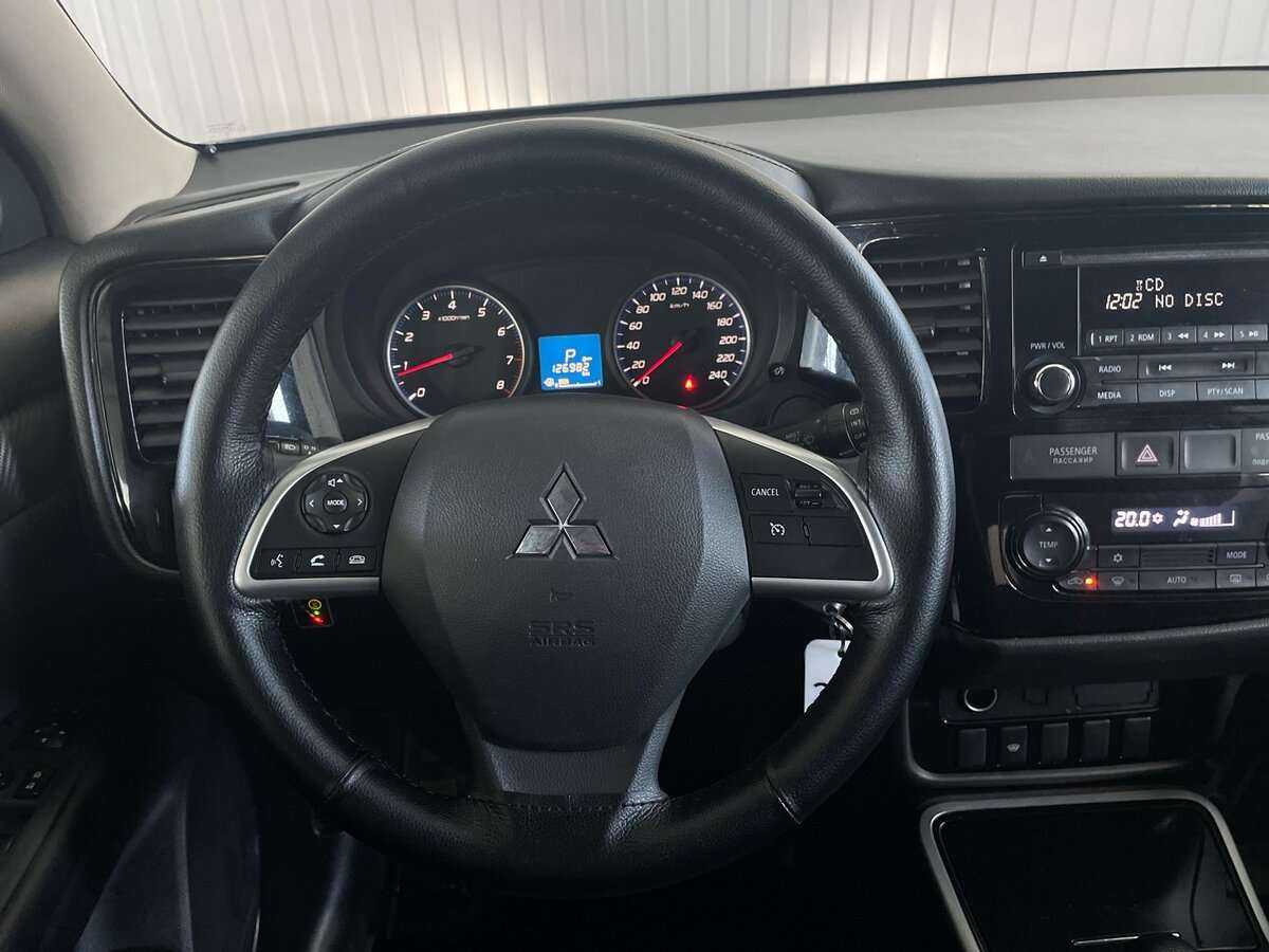 Mitsubishi Outlander б/у, 2018, Вариатор. Фото: #9