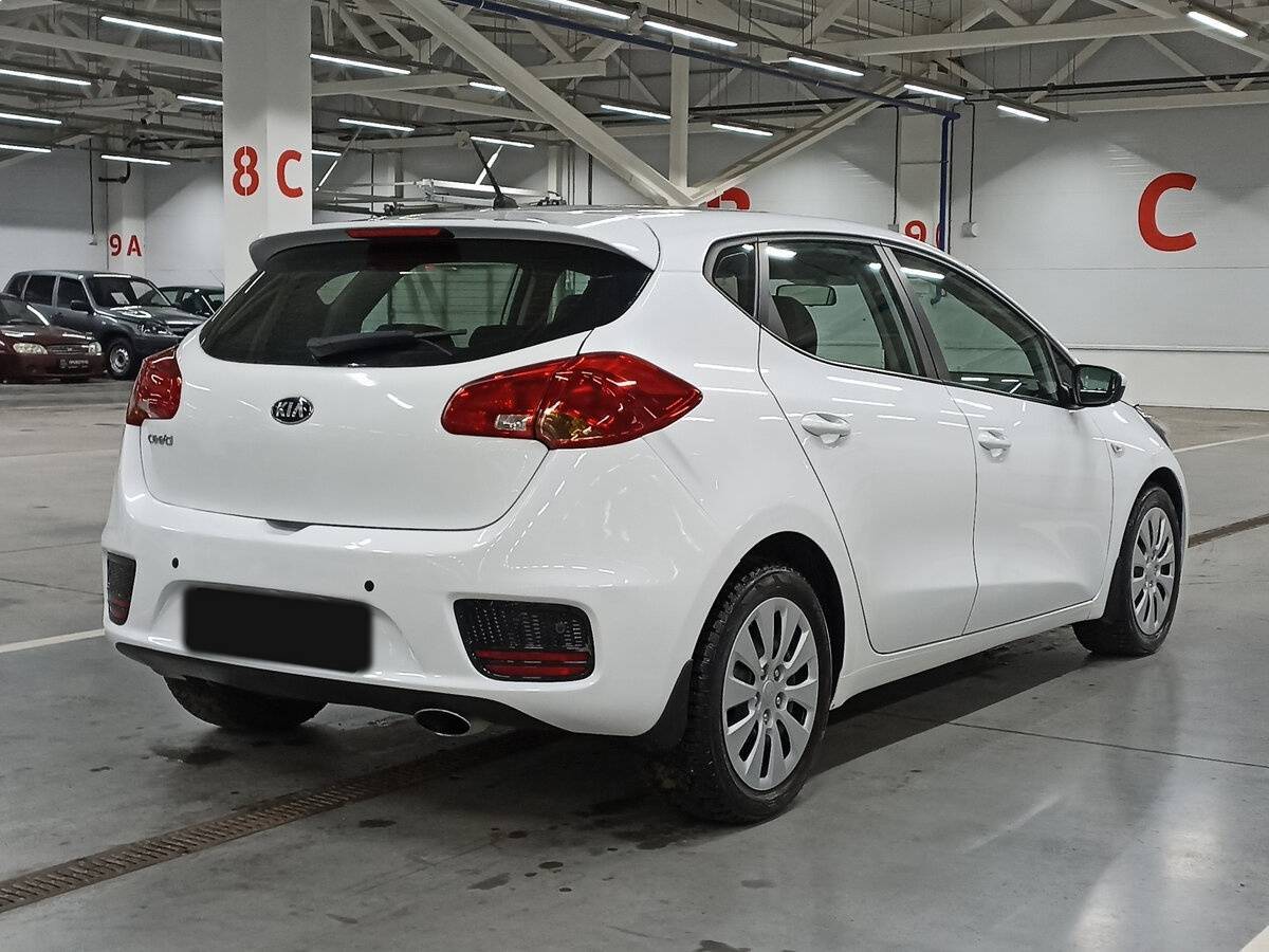 Kia Ceed б/у, 2015, Автоматическая. Фото: #4