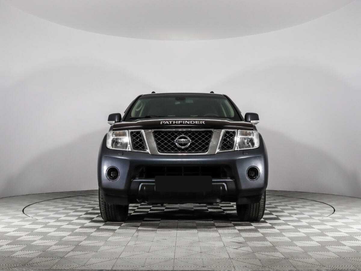 Nissan Pathfinder б/у, 2013, Механическая. Фото: #1