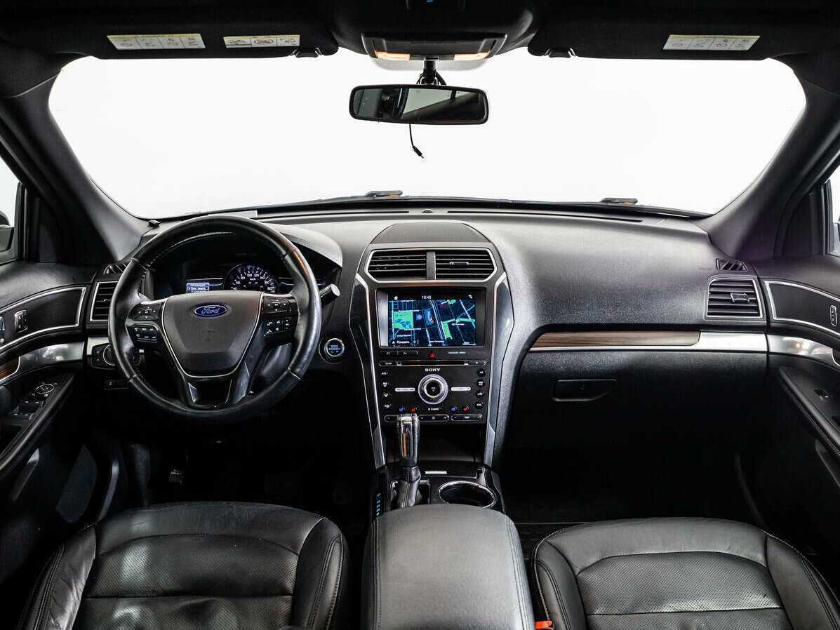 Ford Explorer б/у, 2017, Автоматическая. Фото: #10