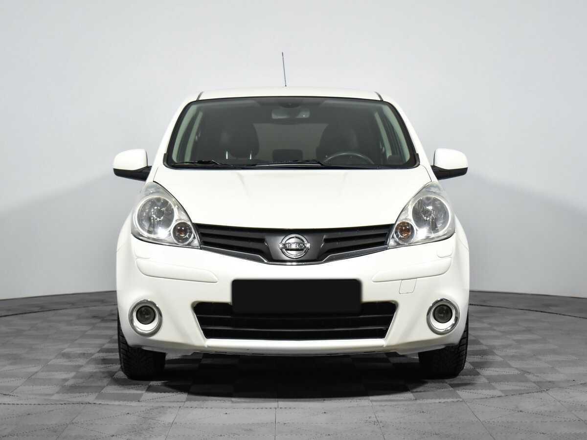 Nissan Note б/у, 2013, Механическая. Фото: #1