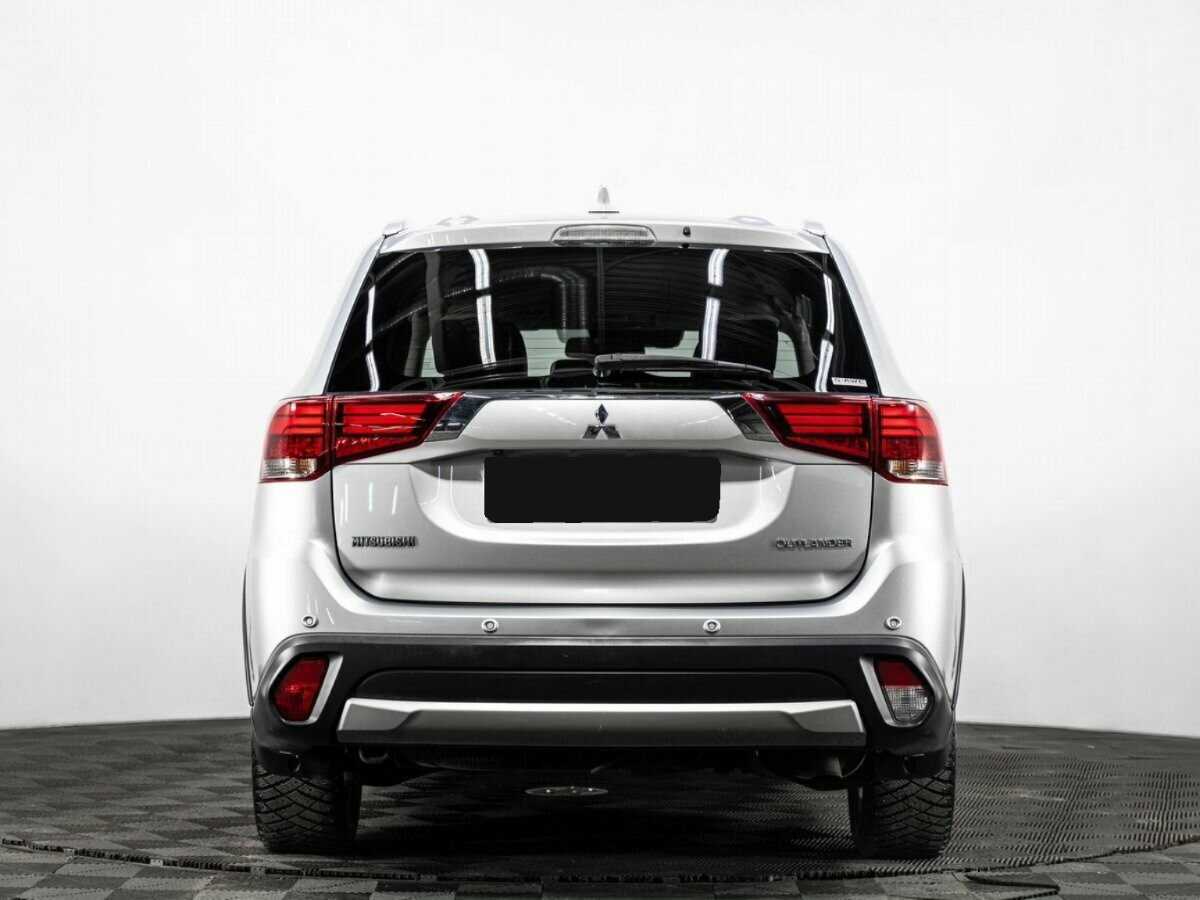 Mitsubishi Outlander б/у, 2018, Автоматическая. Фото: #4