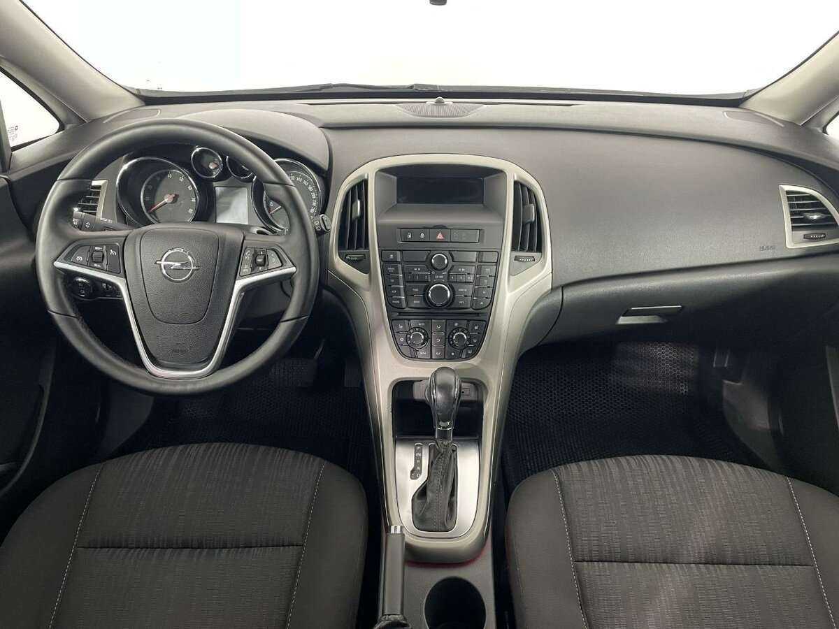 Opel Astra б/у, 2012, Автоматическая. Фото: #6