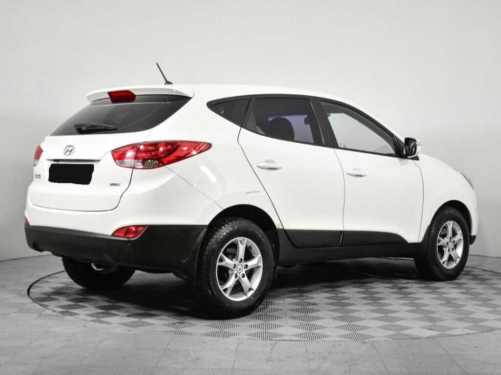 Hyundai ix35 б/у, 2014, Автоматическая. Фото: #4