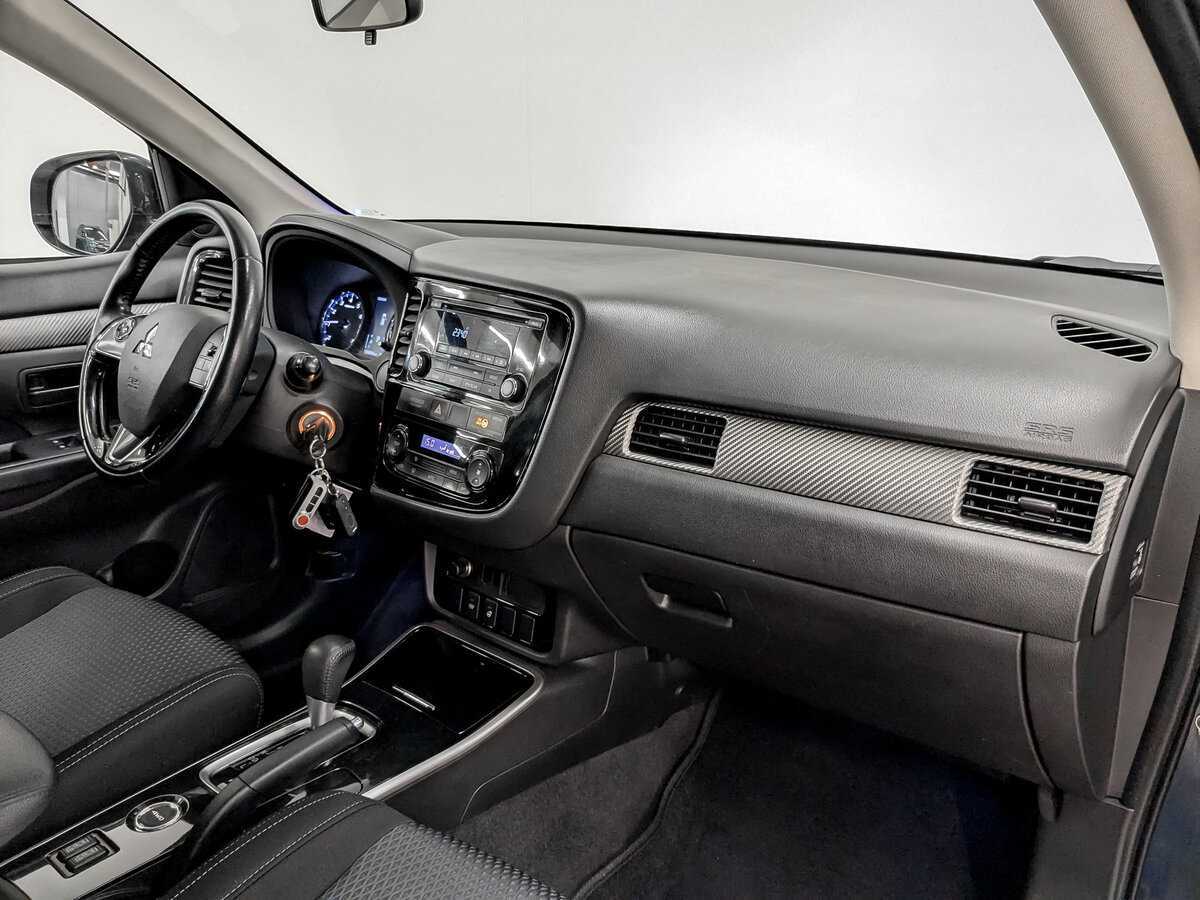 Mitsubishi Outlander б/у, 2017, Вариатор. Фото: #10