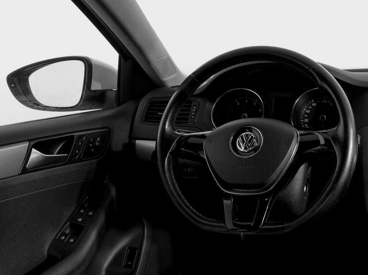 Volkswagen Jetta б/у, 2016, Автоматическая. Фото: #13
