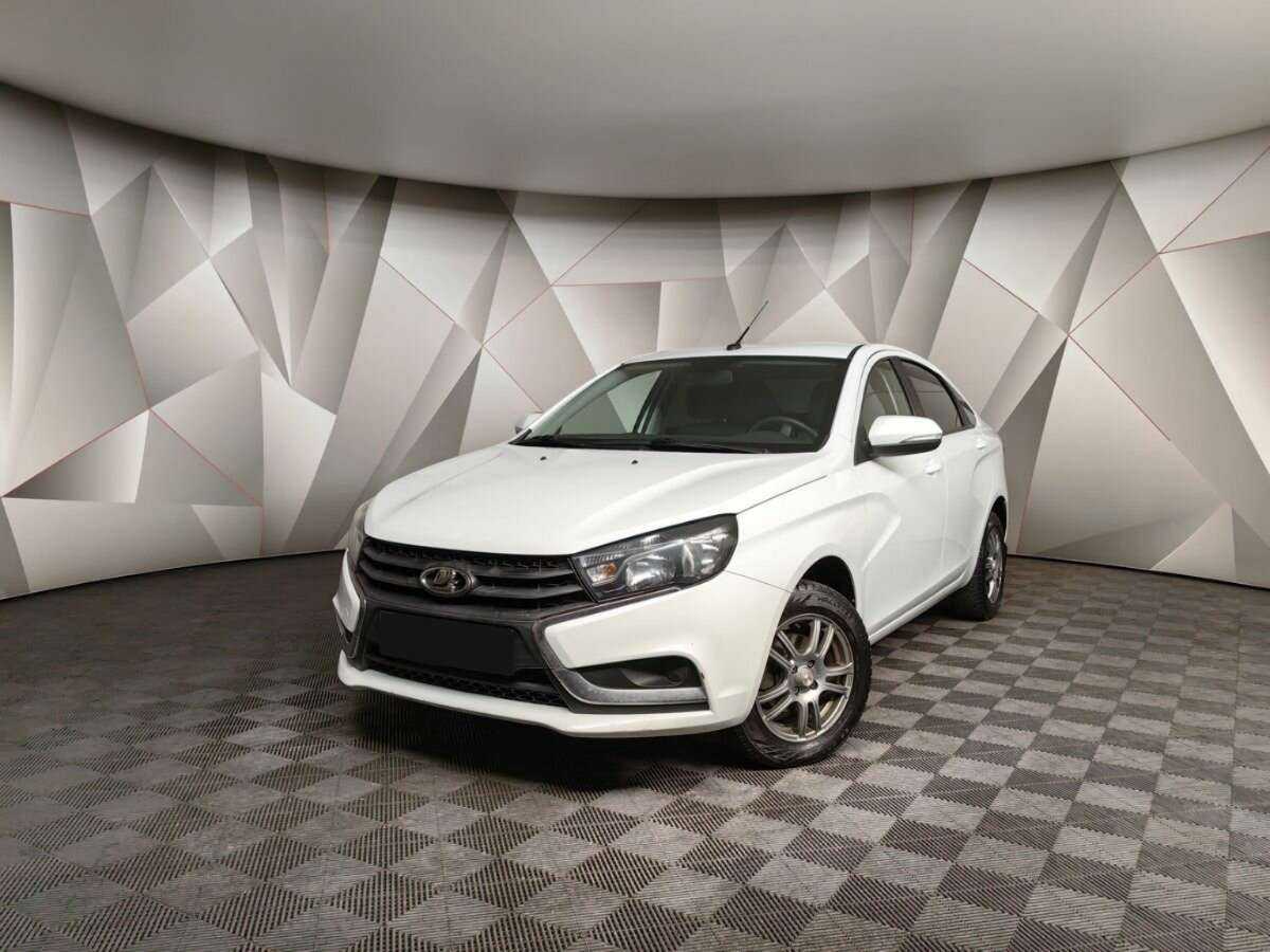 Lada (ВАЗ) Vesta б/у, 2018, Роботизированная. Посмотреть фото