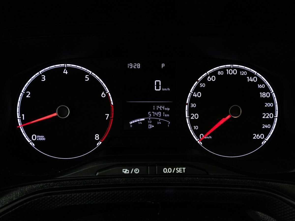 Volkswagen Polo б/у, 2020, Автоматическая. Фото: #11