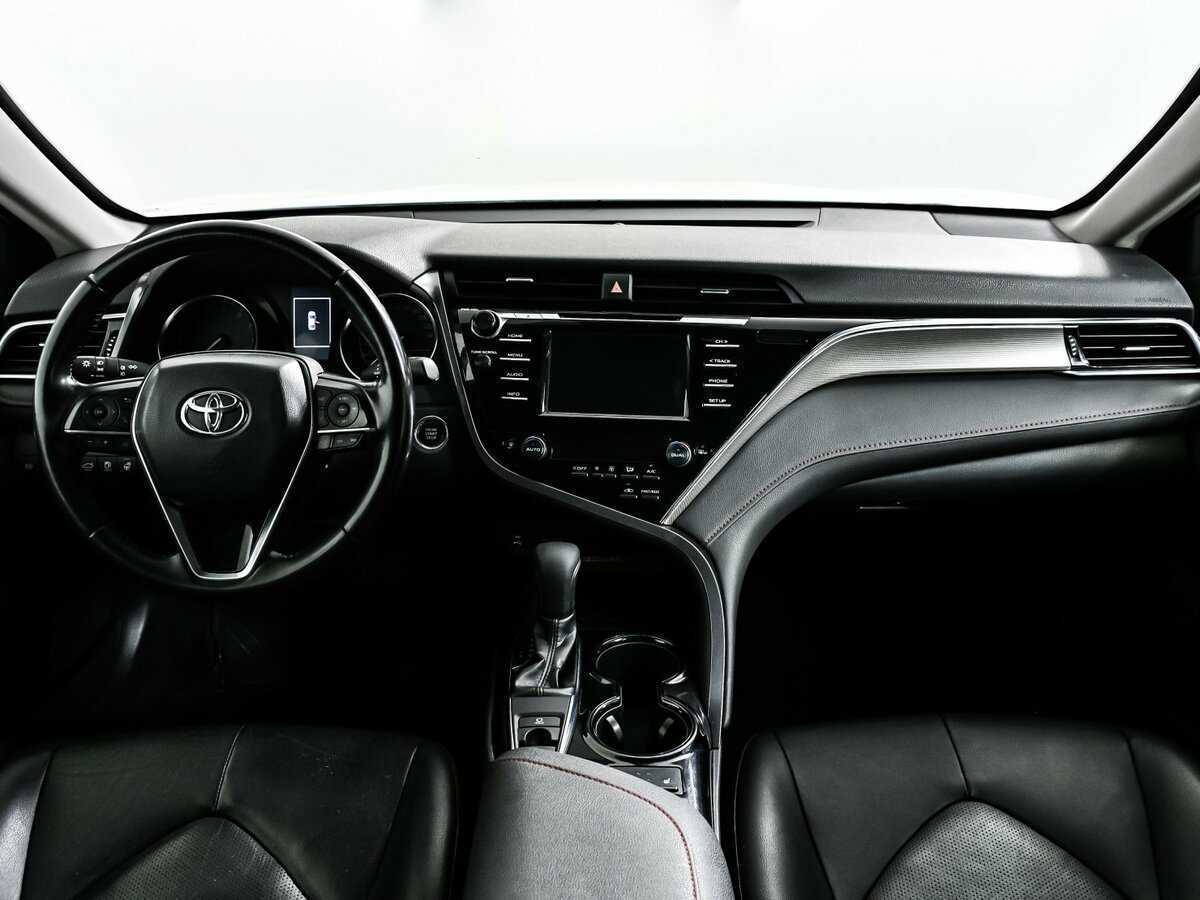 Toyota Camry б/у, 2020, Автоматическая. Фото: #10