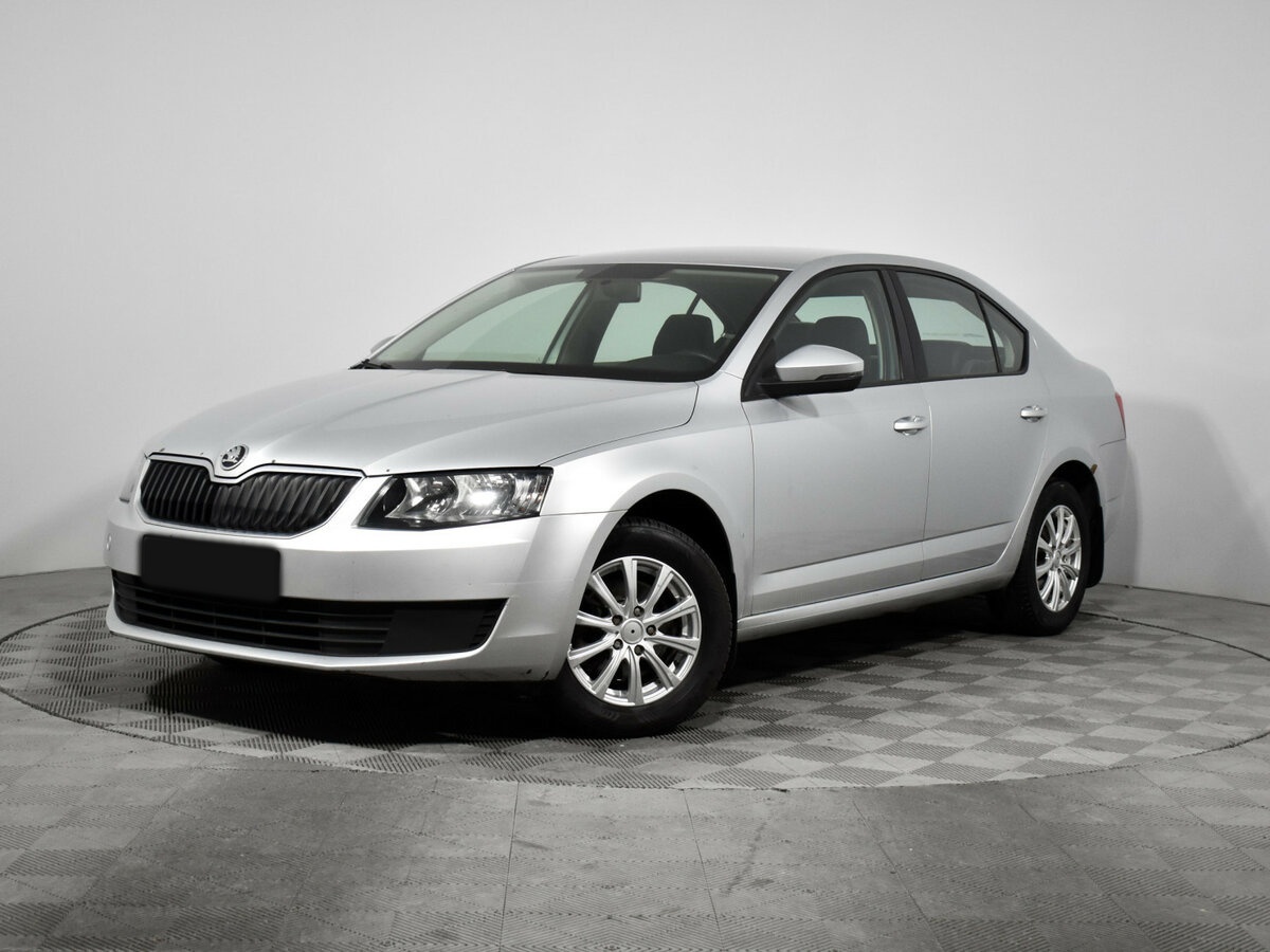 Skoda Octavia б/у, 2015, Механическая. Фото: #0