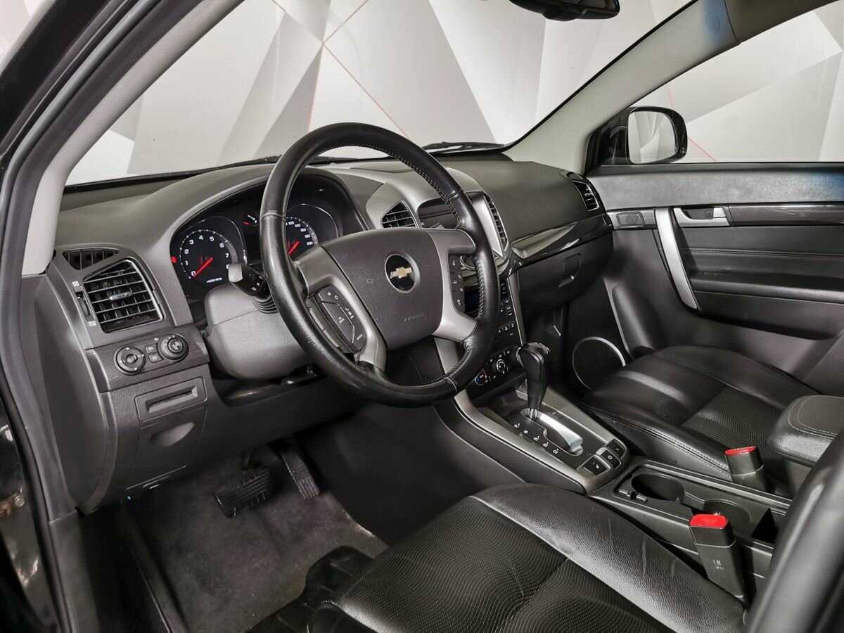 Chevrolet Captiva б/у, 2013, Автоматическая. Фото: #12