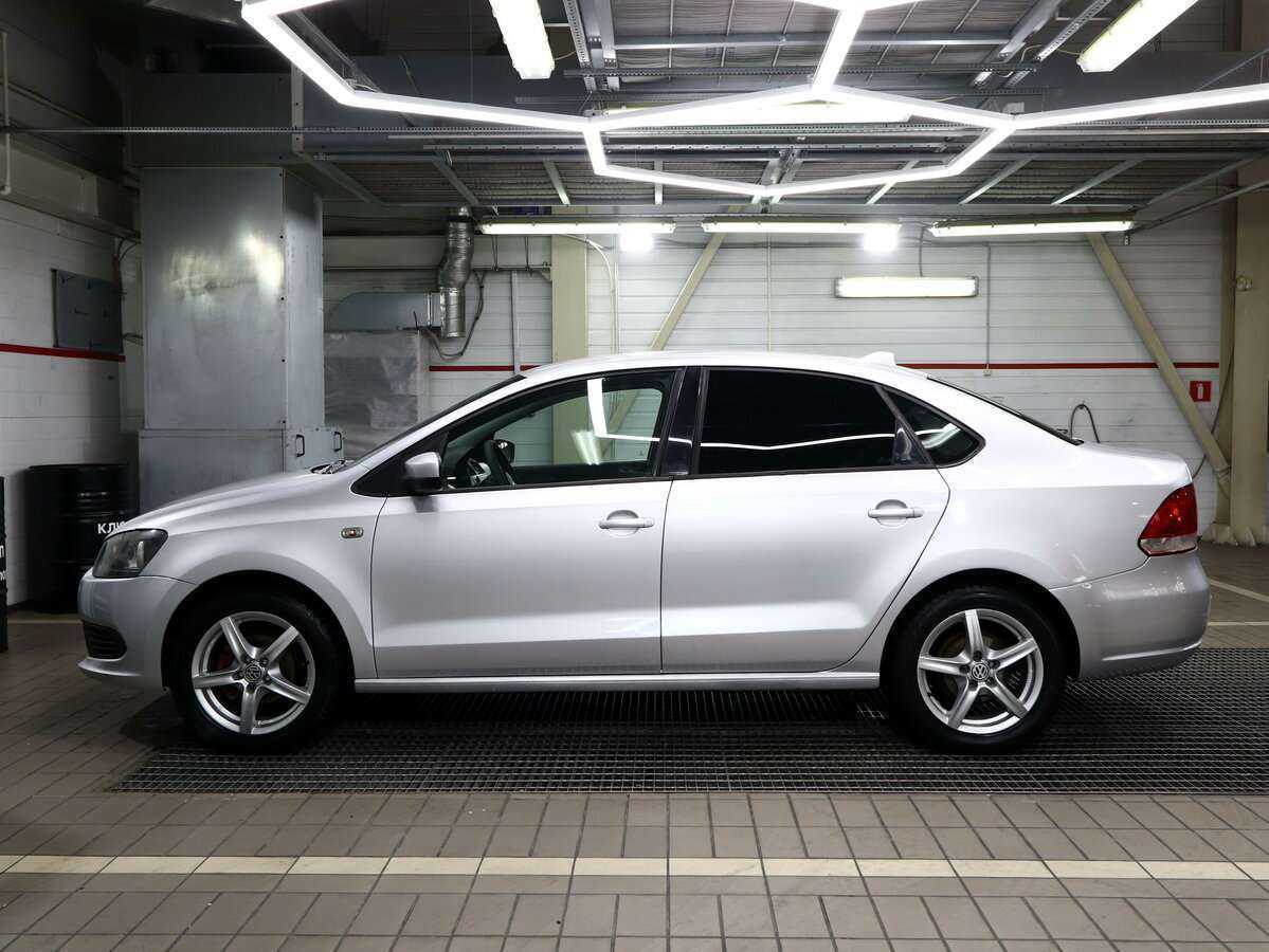 Volkswagen Polo б/у, 2012, Механическая. Фото: #4