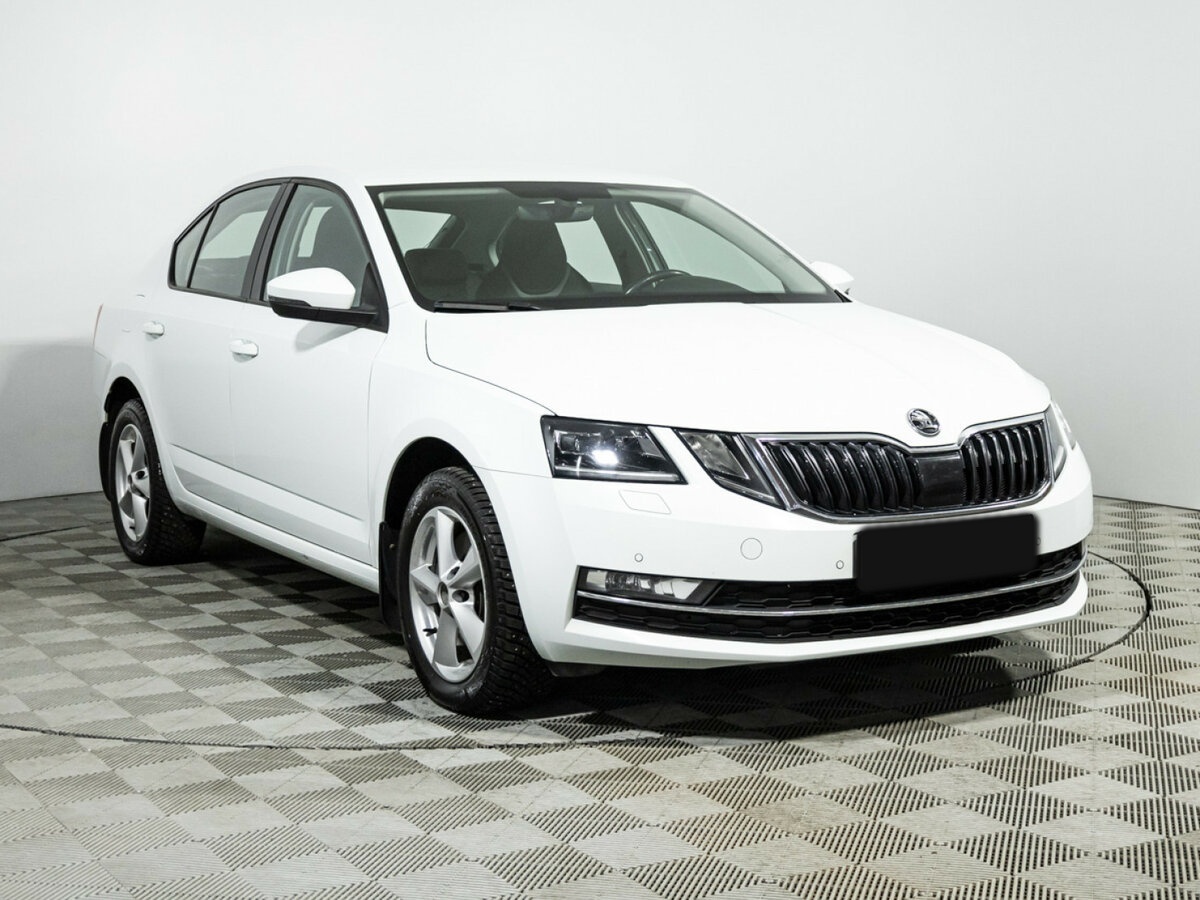 Skoda Octavia б/у, 2017, Роботизированная. Фото: #2