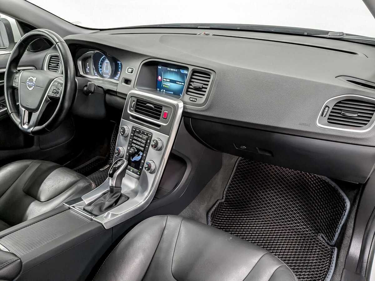Volvo S60 б/у, 2016, Автоматическая. Фото: #10