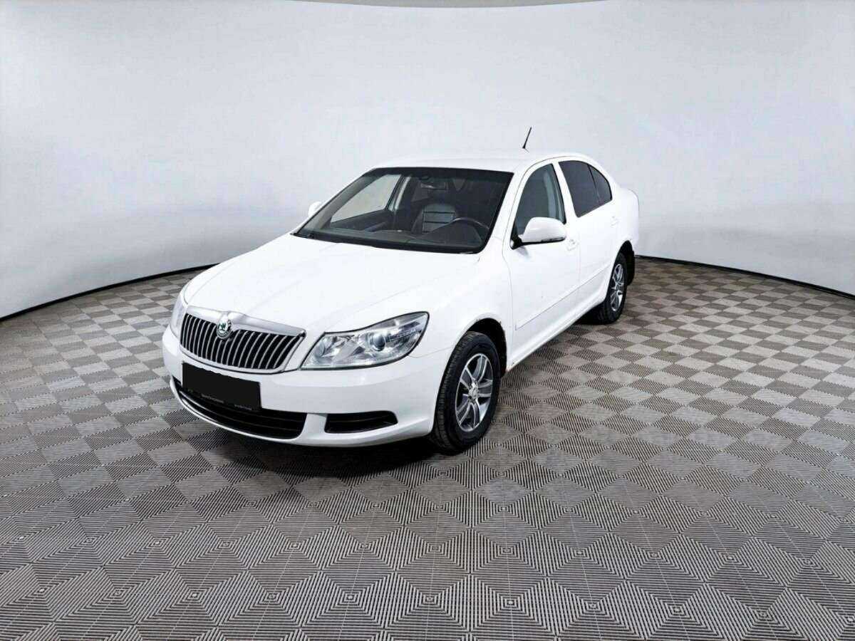 Skoda Octavia б/у, 2012, Механическая. Посмотреть фото