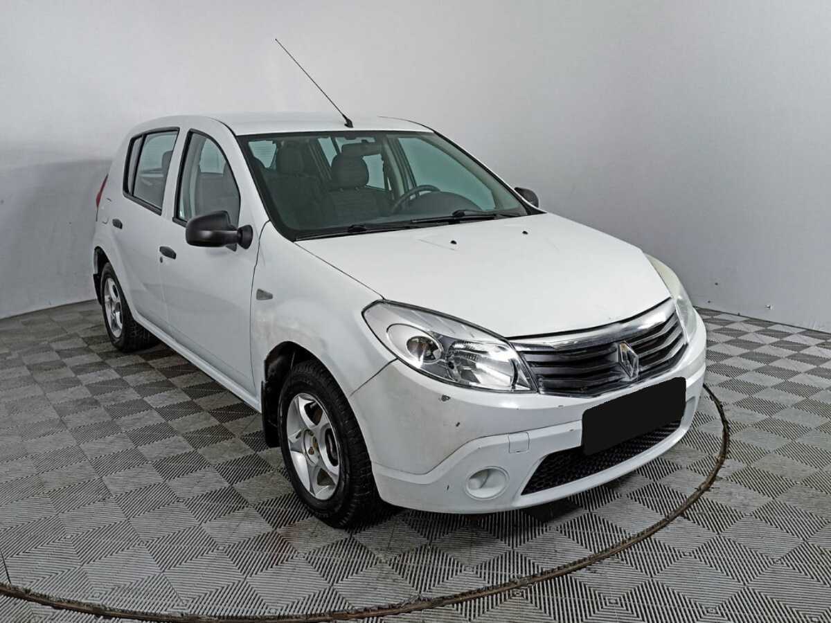 Renault Sandero б/у, 2014, Механическая. Фото: #2