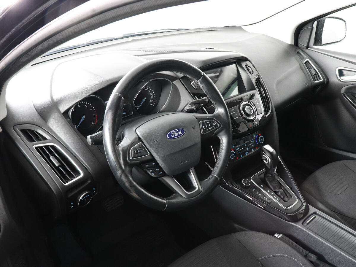 Ford Focus б/у, 2017, Автоматическая. Фото: #8