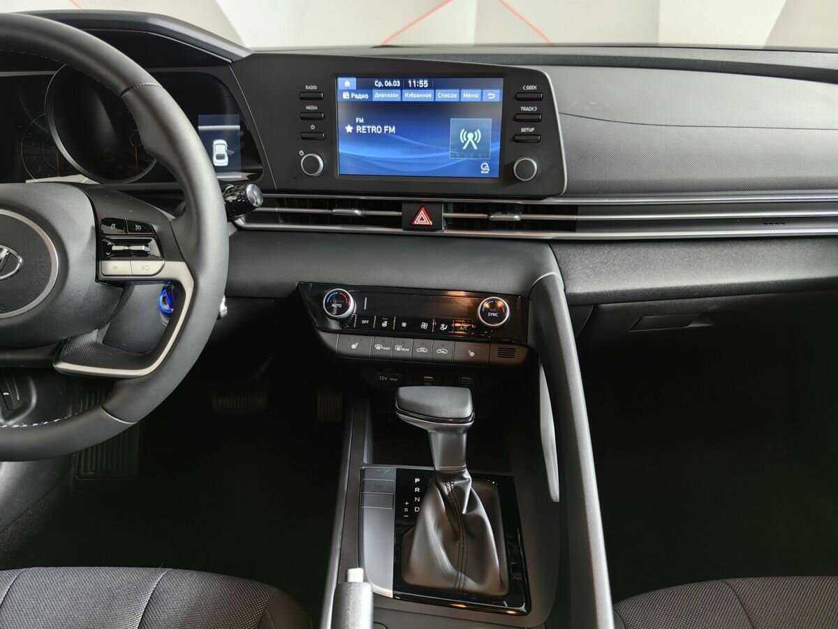 Hyundai Elantra б/у, 2022, Автоматическая. Фото: #10