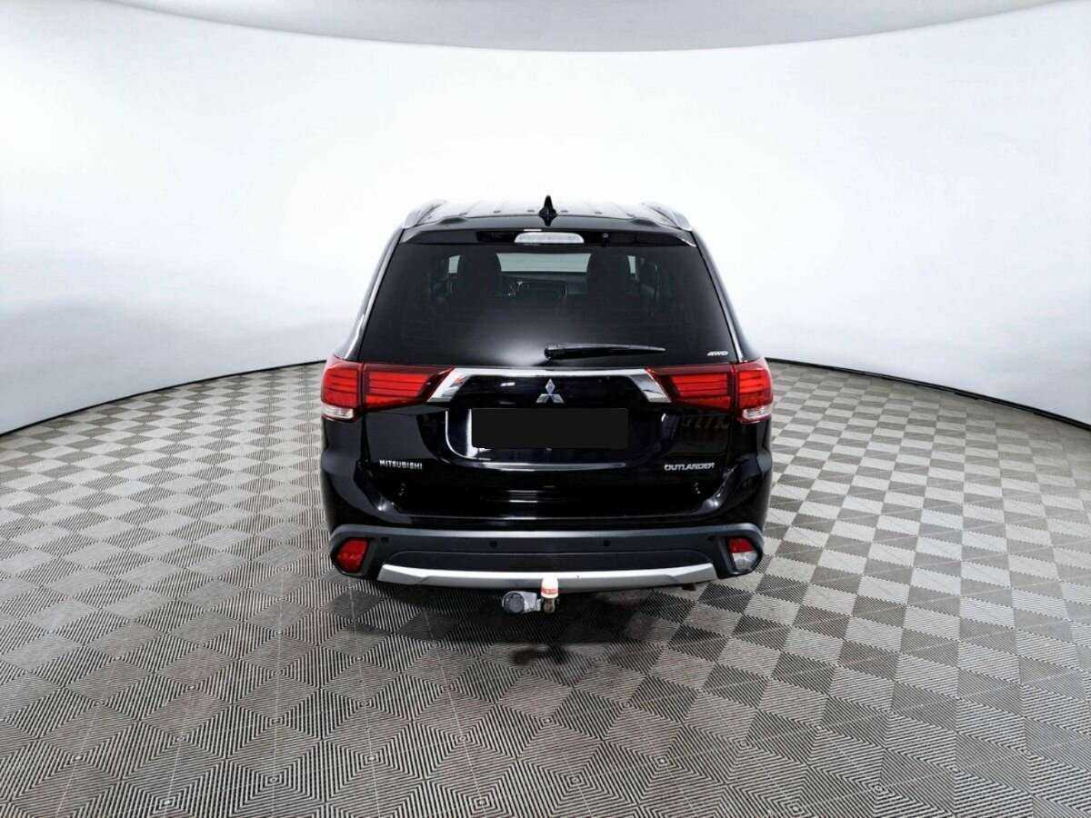 Mitsubishi Outlander б/у, 2017, Вариатор. Фото: #5