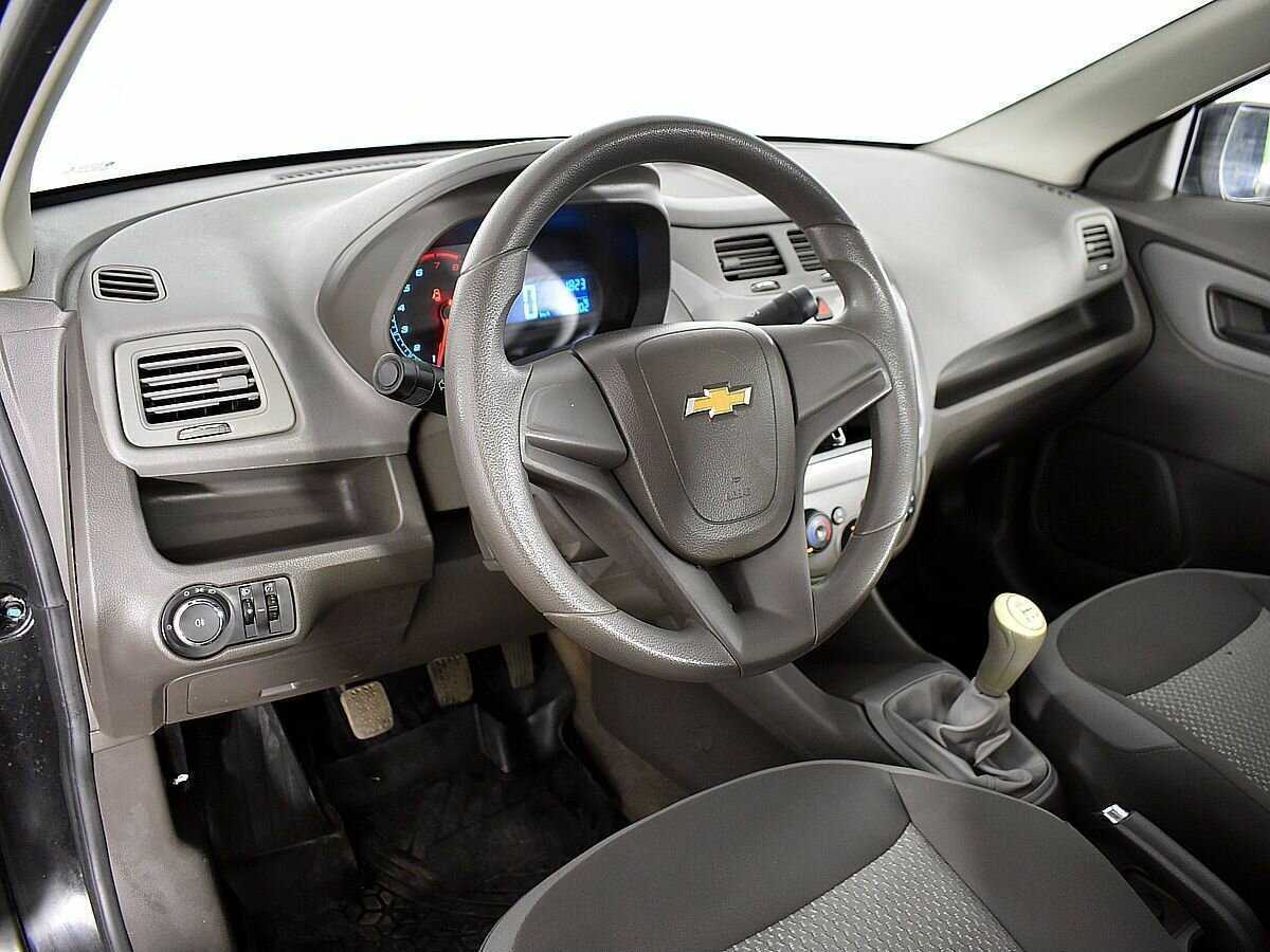 Chevrolet Cobalt б/у, 2013, Механическая. Фото: #4