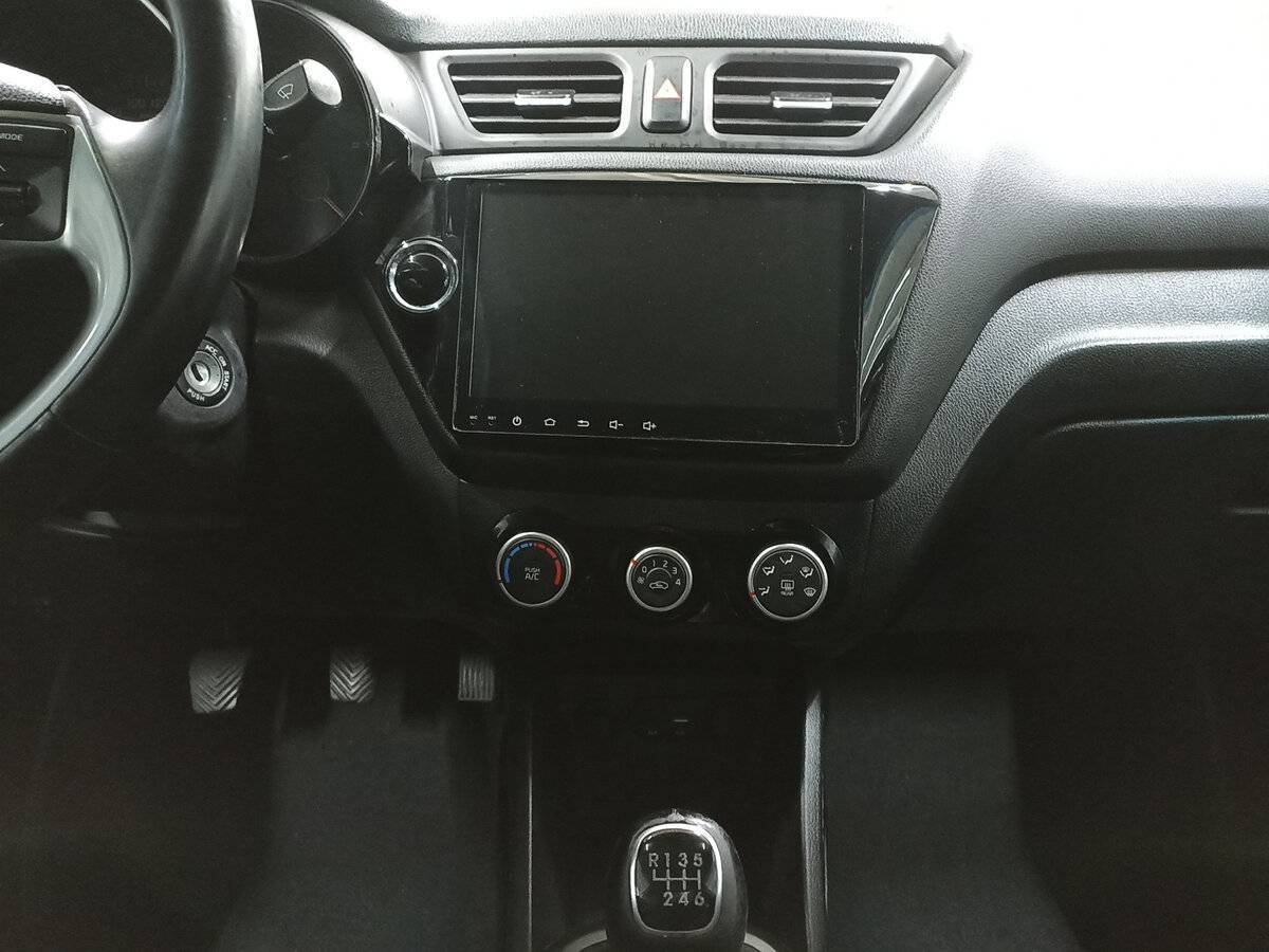 Kia Rio б/у, 2016, Механическая. Фото: #13