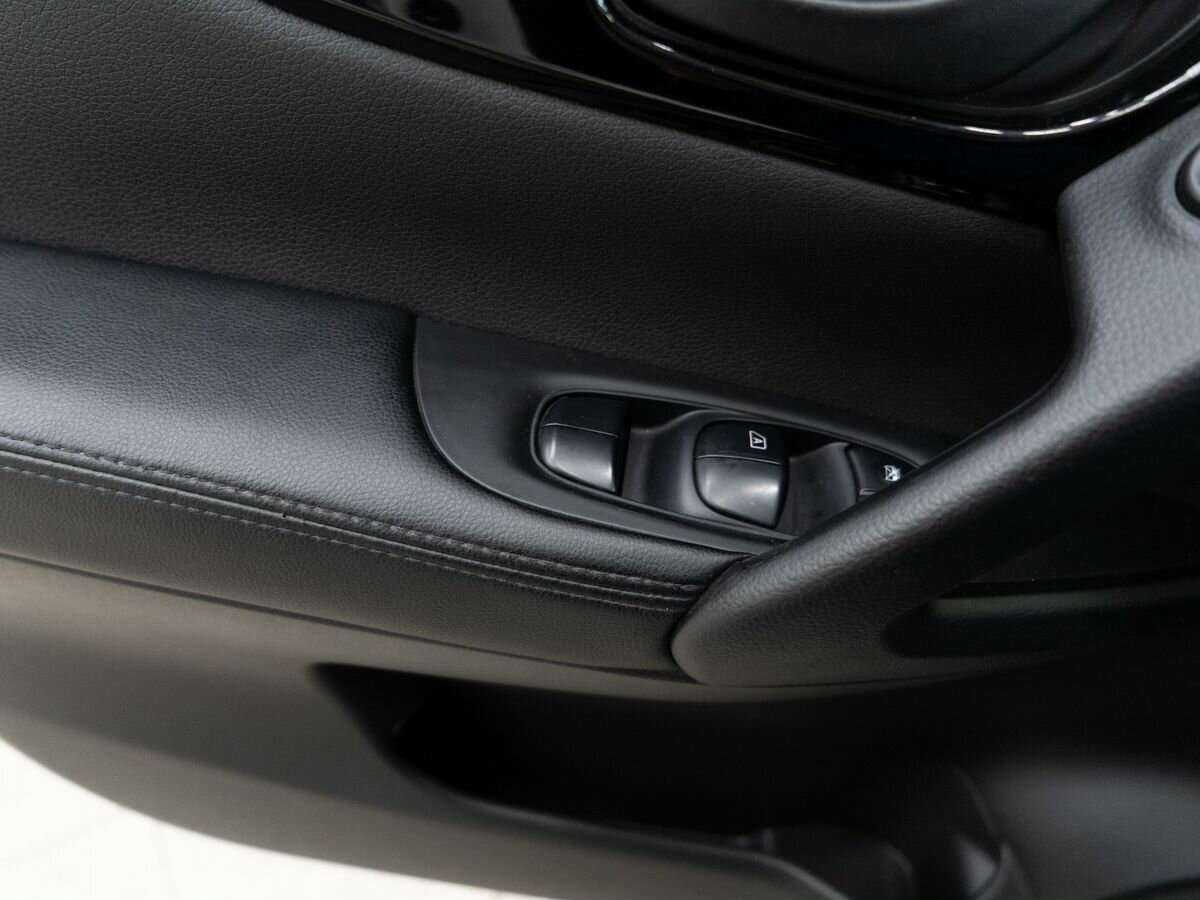 Nissan Qashqai б/у, 2014, Механическая. Фото: #13