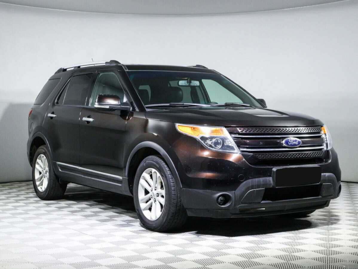 Ford Explorer б/у, 2012, Автоматическая. Фото: #2