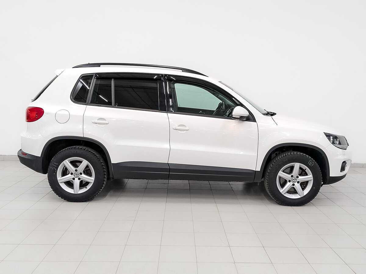 Volkswagen Tiguan б/у, 2013, Автоматическая. Фото: #3