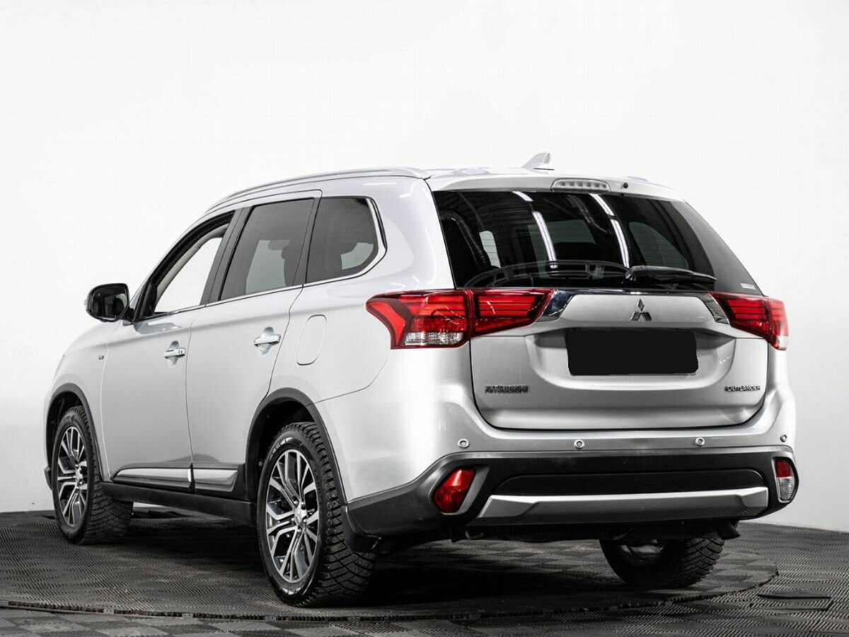 Mitsubishi Outlander б/у, 2018, Автоматическая. Фото: #5