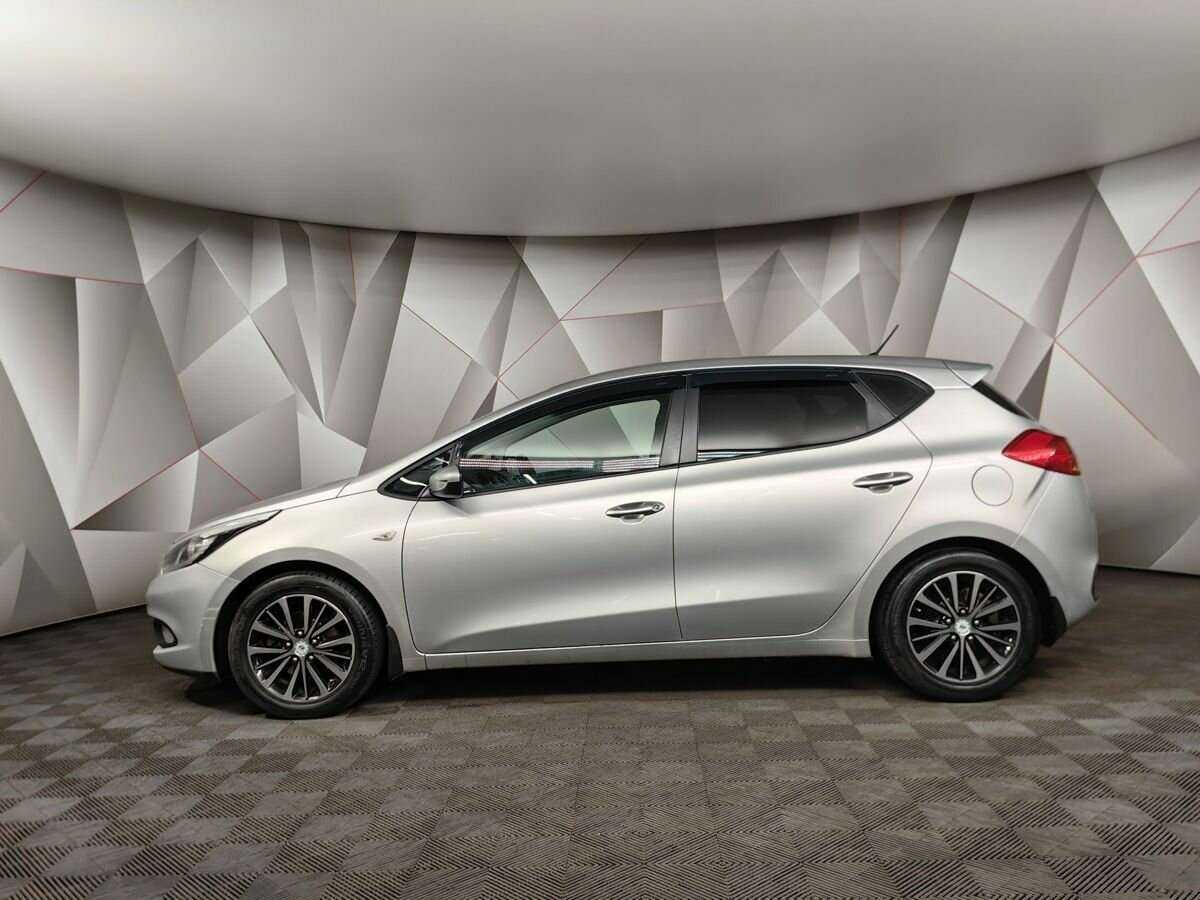 Kia Ceed б/у, 2013, Автоматическая. Фото: #4