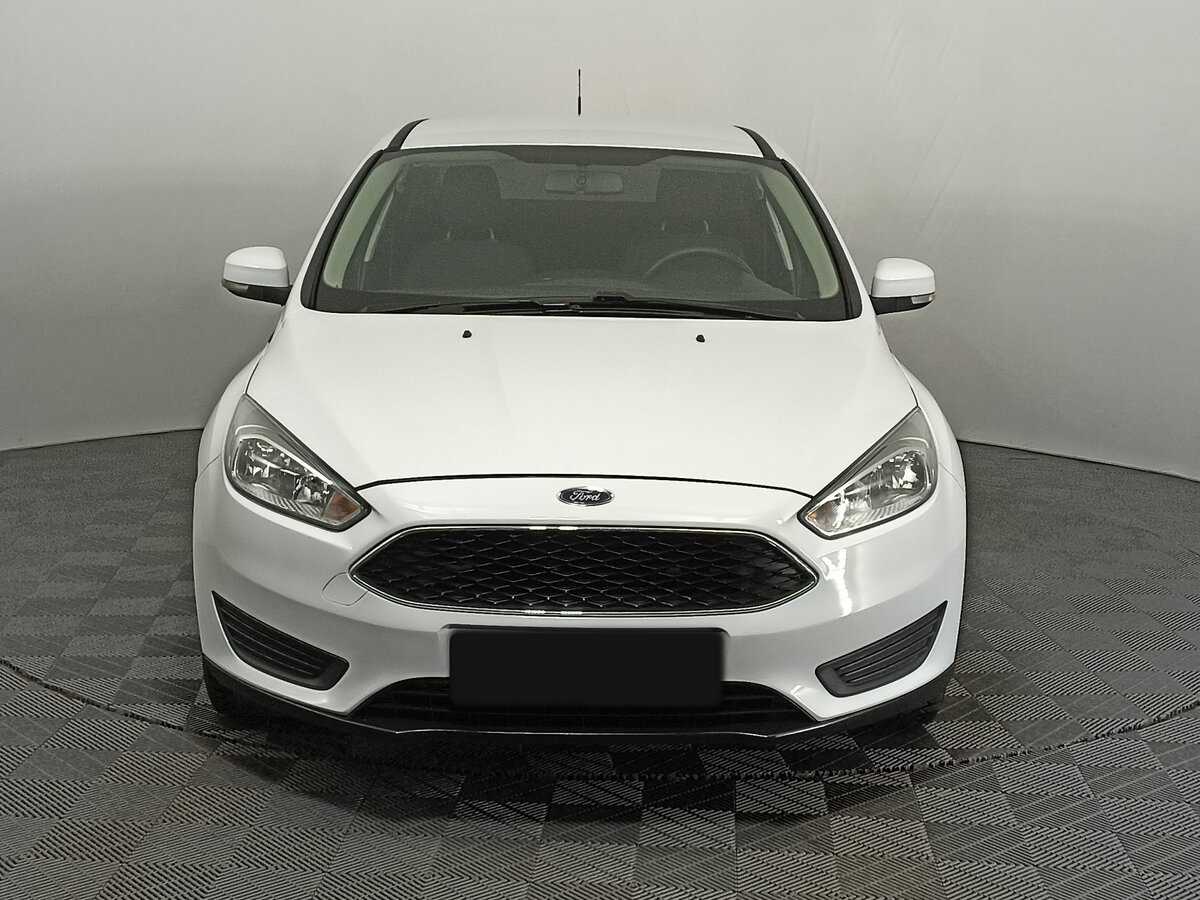 Ford Focus б/у, 2018, Механическая. Фото: #1