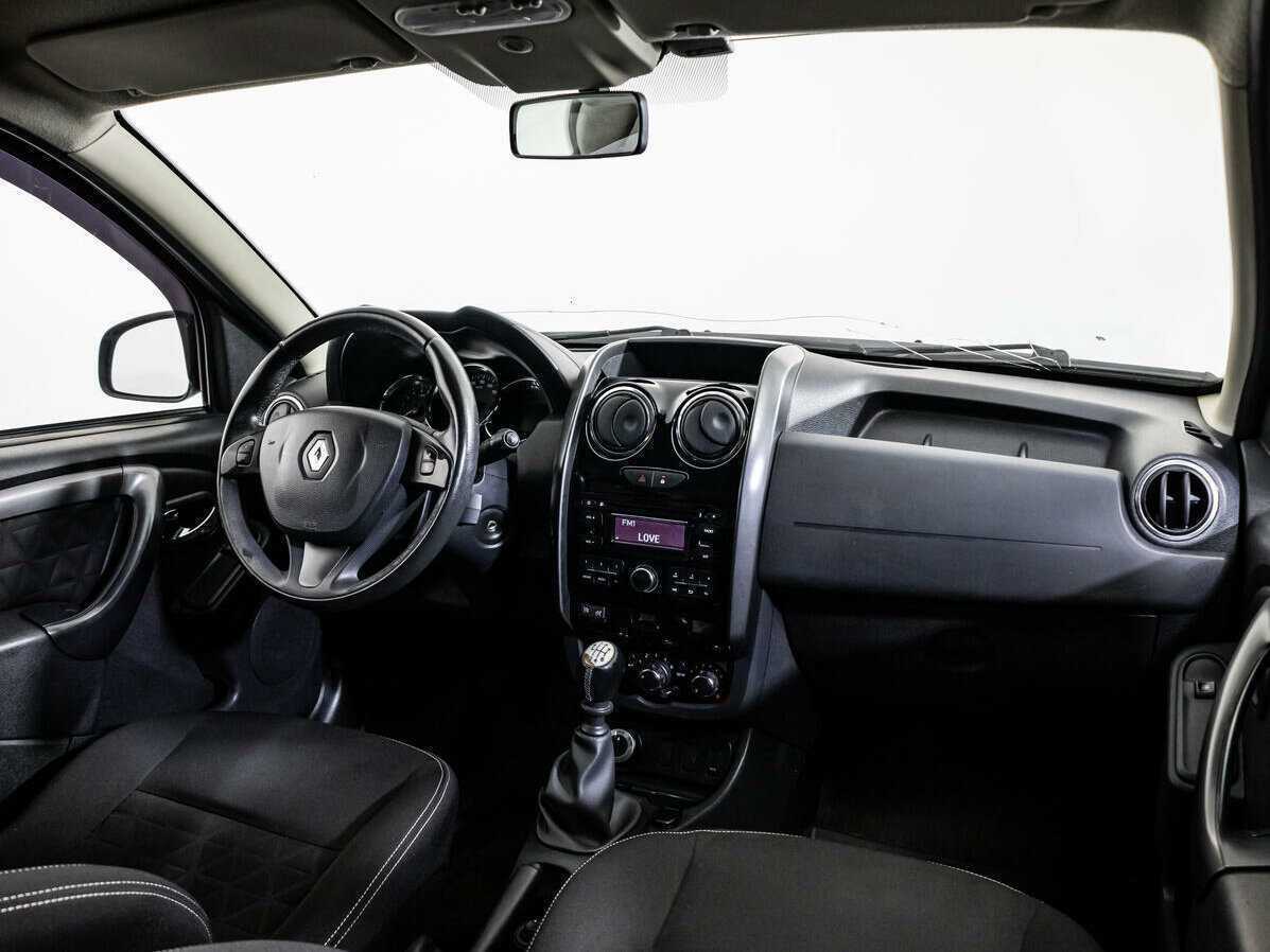 Renault Duster б/у, 2016, Механическая. Фото: #4