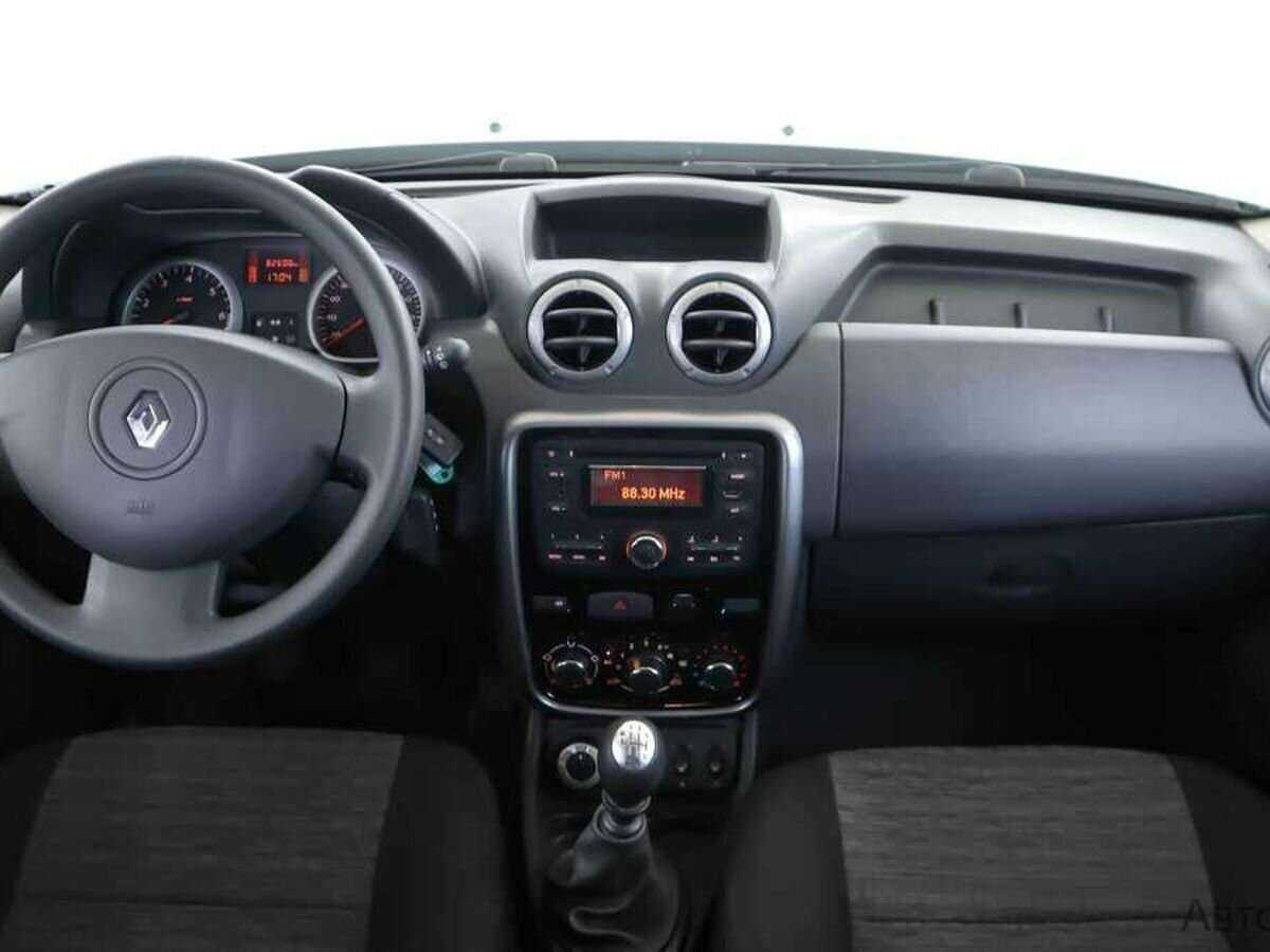 Renault Duster б/у, 2013, Механическая. Фото: #4