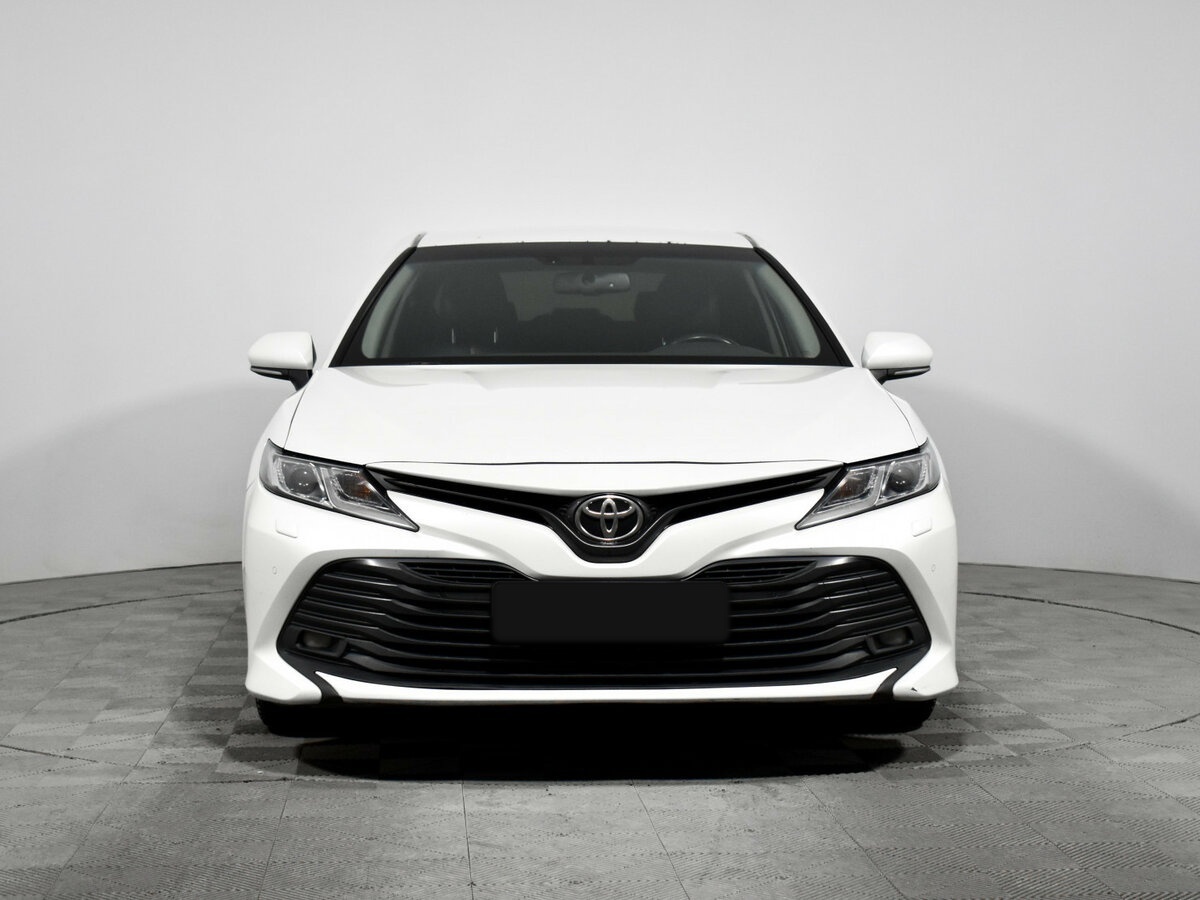 Toyota Camry б/у, 2020, Автоматическая. Фото: #1