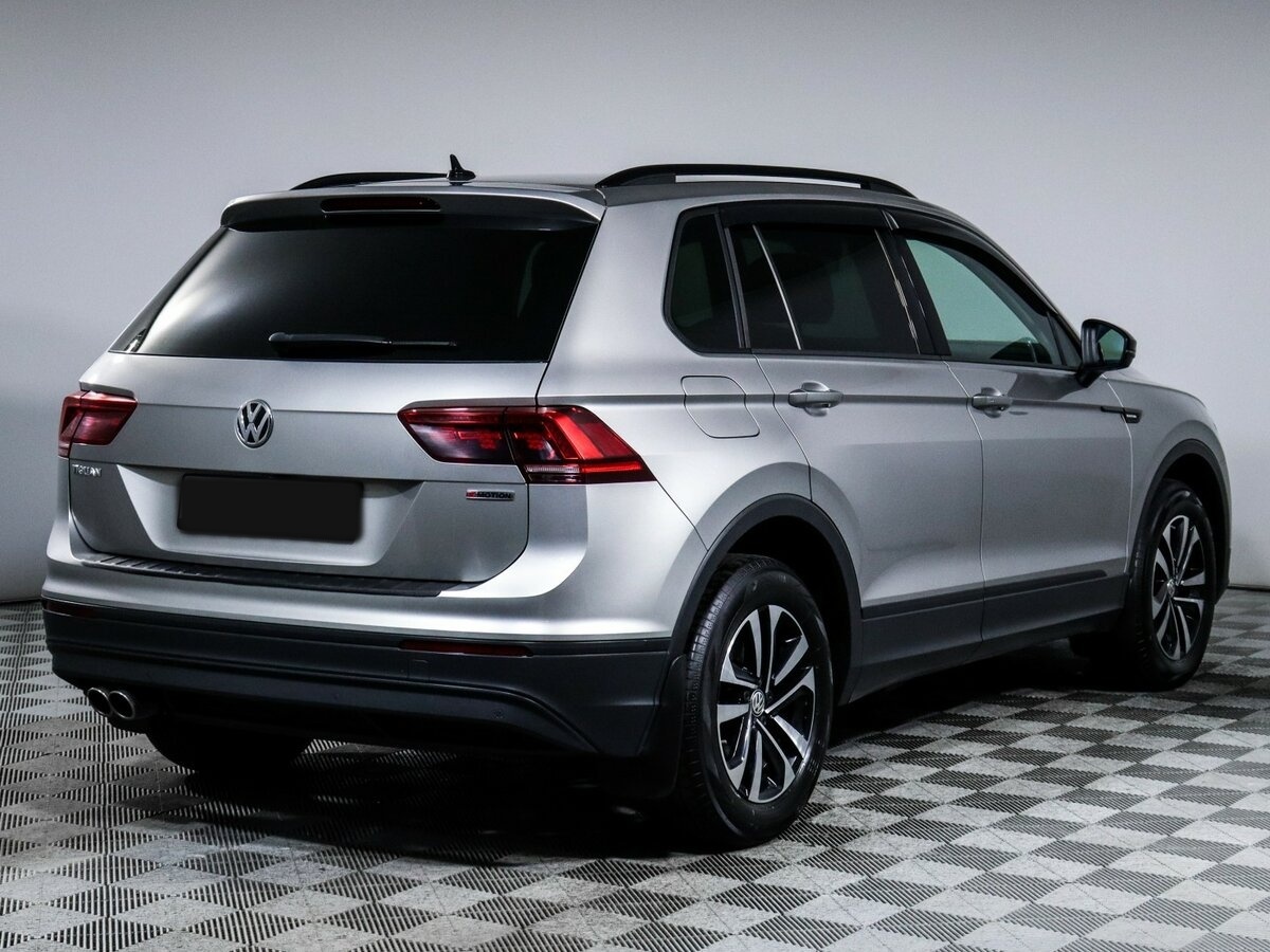 Volkswagen Tiguan б/у, 2020, Роботизированная. Фото: #3